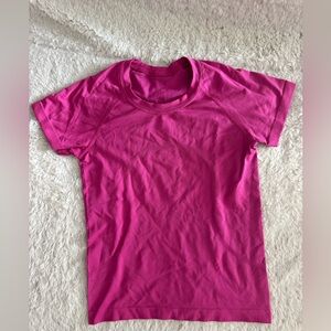 Lululemon Swiftly Tech Hot Pink T-shirt